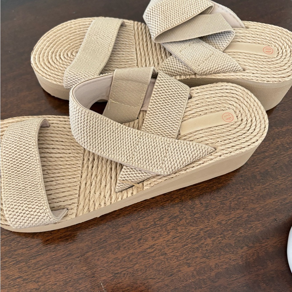 Light weight small wedge straps sandals taupe and black 2 pair size 41/8